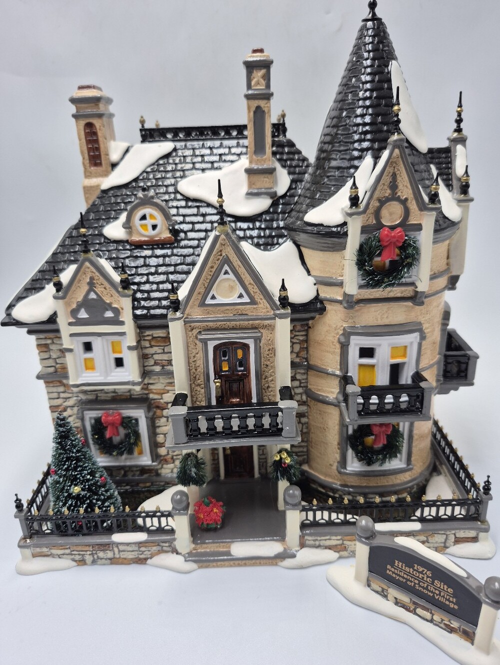 Department 56, the 'Mayors mansion, original Snow village